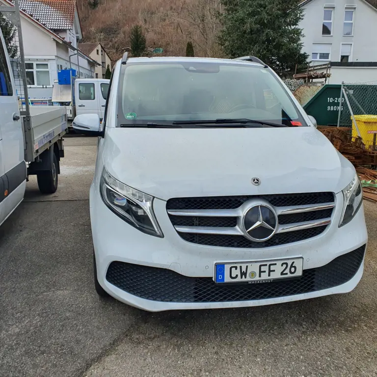 Samochód (dopłata może ulec zmianie) Mercedes Benz V-Klasse V250D 4matic