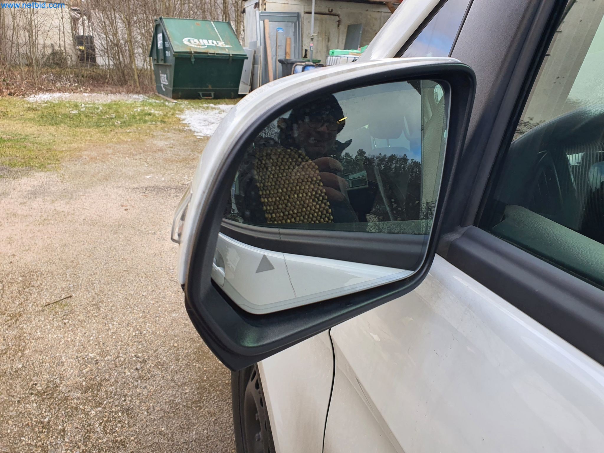 Maszyny budowlane, pojazdy, materiały szalunkowe i akcesoria z sektora budowlanego-21