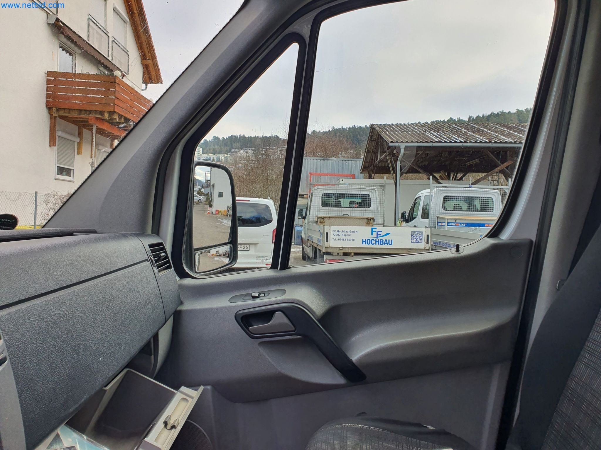 Stavební stroje, vozidla, bednicí materiál a příslušenství z oblasti stavebnictví-10