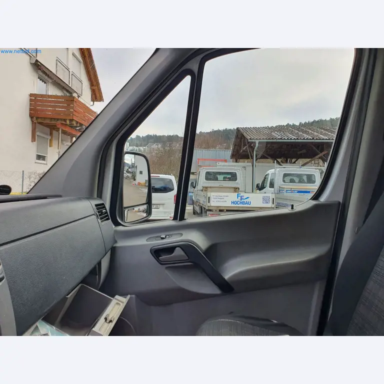 Stavební stroje, vozidla, bednicí materiál a příslušenství z oblasti stavebnictví-10