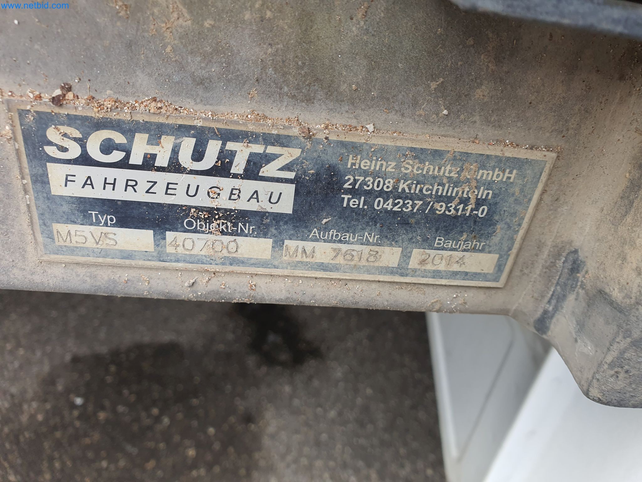 Stavební stroje, vozidla, bednicí materiál a příslušenství z oblasti stavebnictví-18