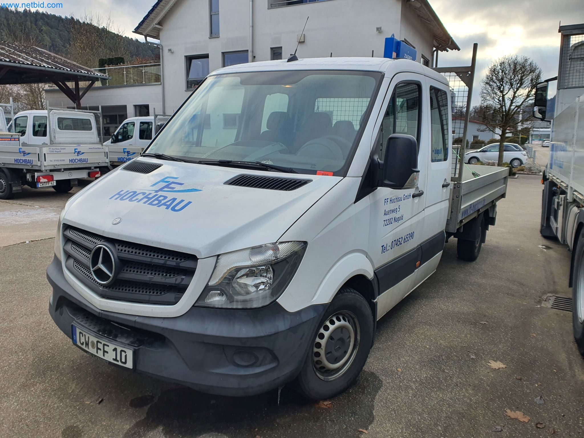 Stavební stroje, vozidla, bednicí materiál a příslušenství z oblasti stavebnictví-1