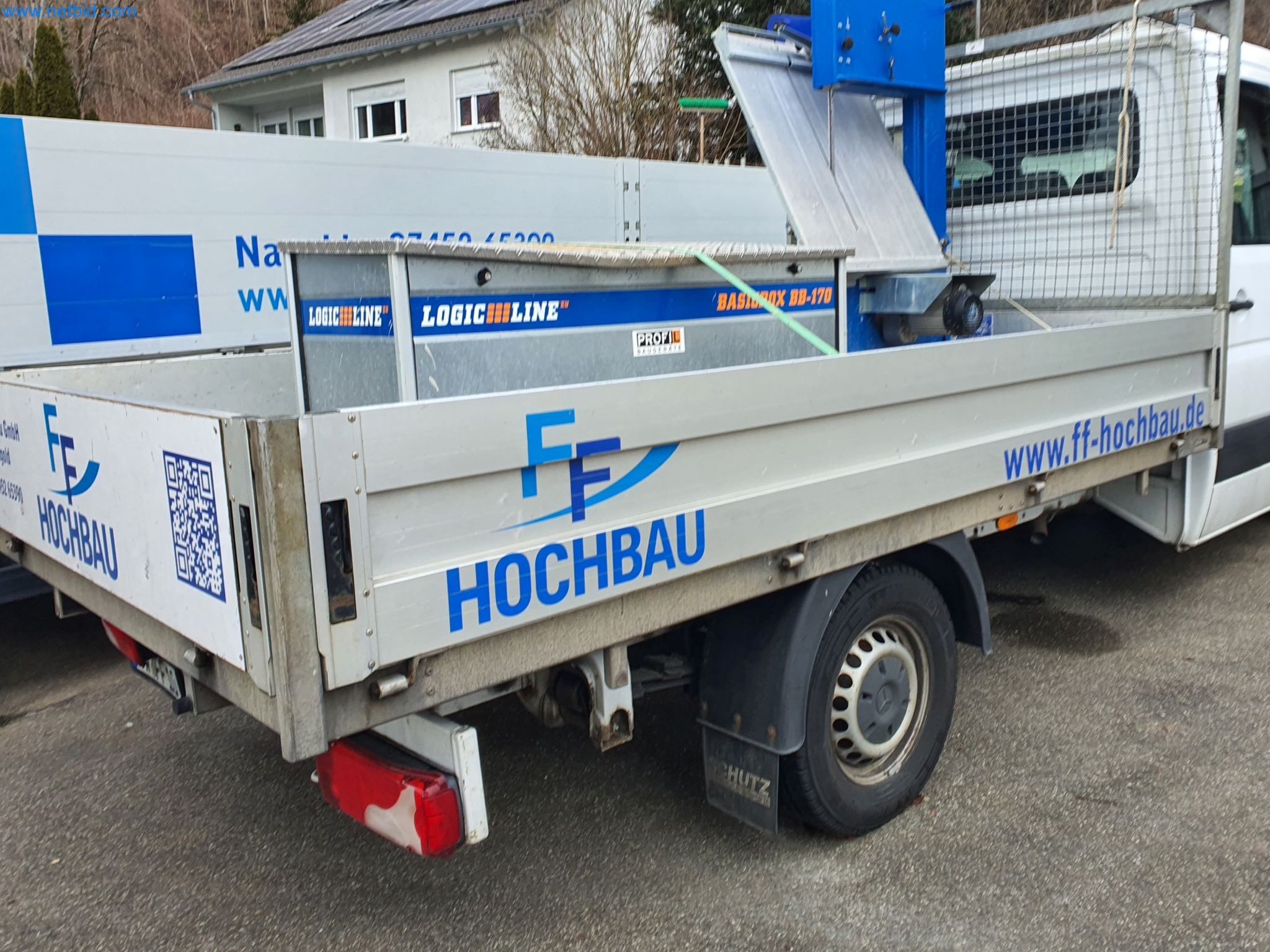 Stavební stroje, vozidla, bednicí materiál a příslušenství z oblasti stavebnictví-3