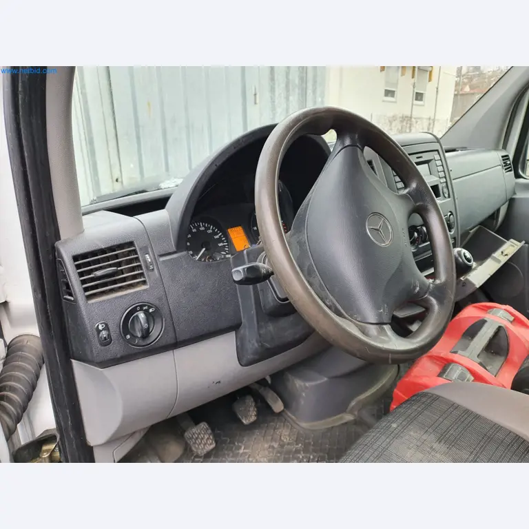 Stavební stroje, vozidla, bednicí materiál a příslušenství z oblasti stavebnictví-8