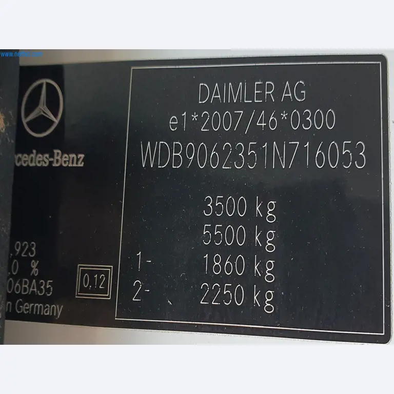 Stavební stroje, vozidla, bednicí materiál a příslušenství z oblasti stavebnictví-10