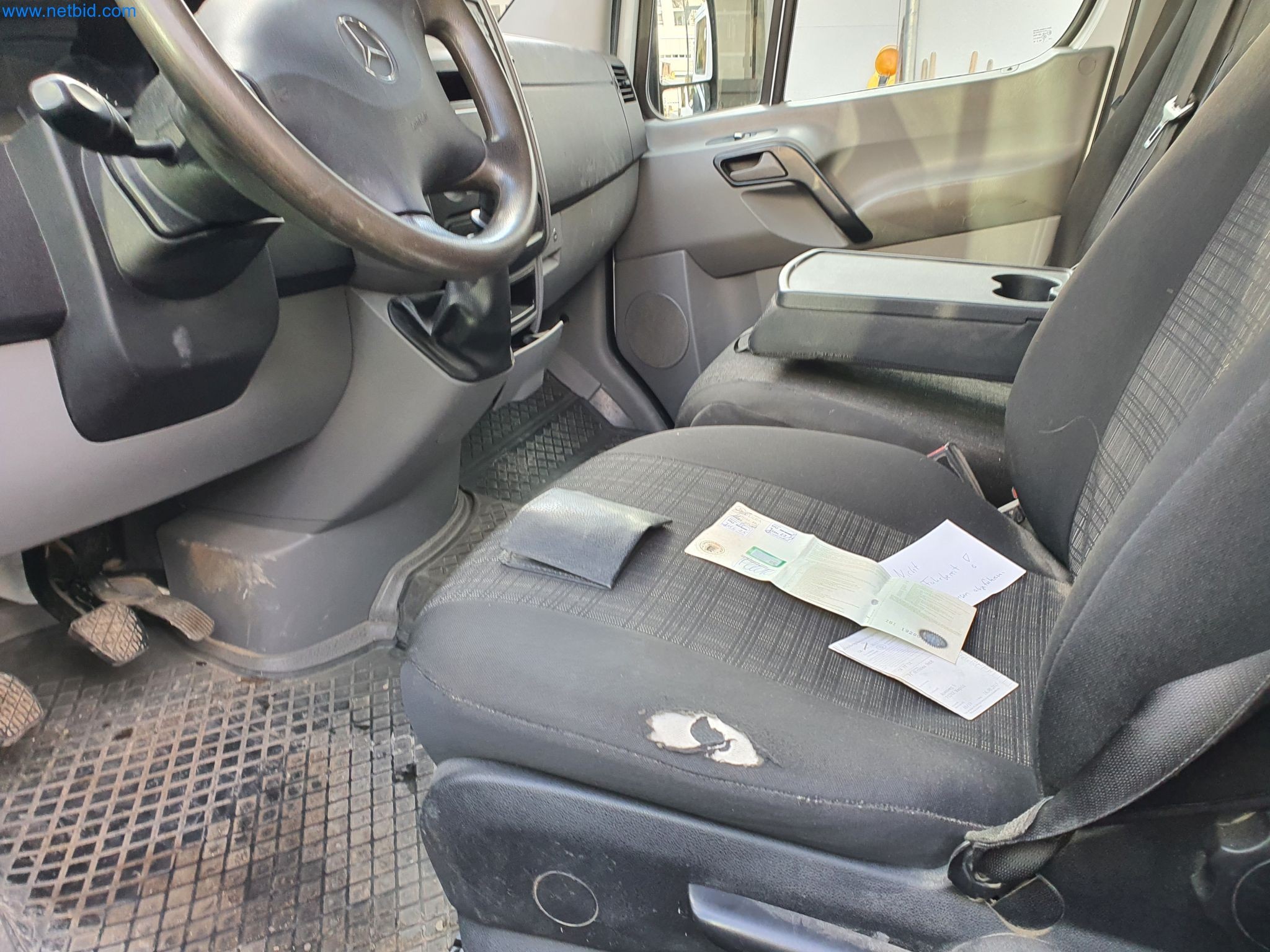 Stavební stroje, vozidla, bednicí materiál a příslušenství z oblasti stavebnictví-11