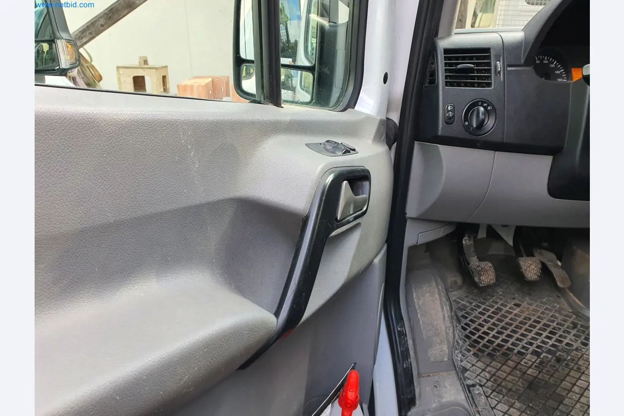 Stavební stroje, vozidla, bednicí materiál a příslušenství z oblasti stavebnictví-8