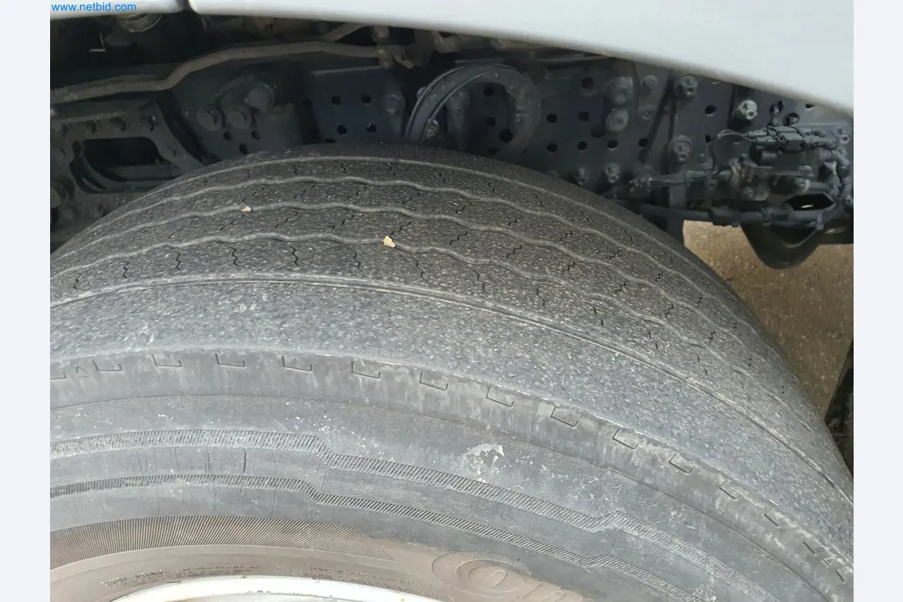 Stavební stroje, vozidla, bednicí materiál a příslušenství z oblasti stavebnictví-12