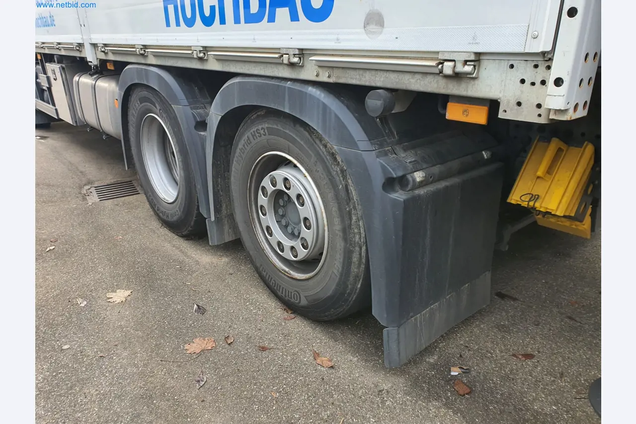 Stavební stroje, vozidla, bednicí materiál a příslušenství z oblasti stavebnictví-16