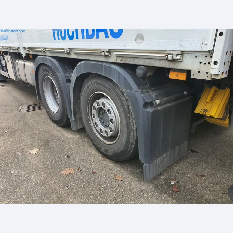 Stavební stroje, vozidla, bednicí materiál a příslušenství z oblasti stavebnictví-16