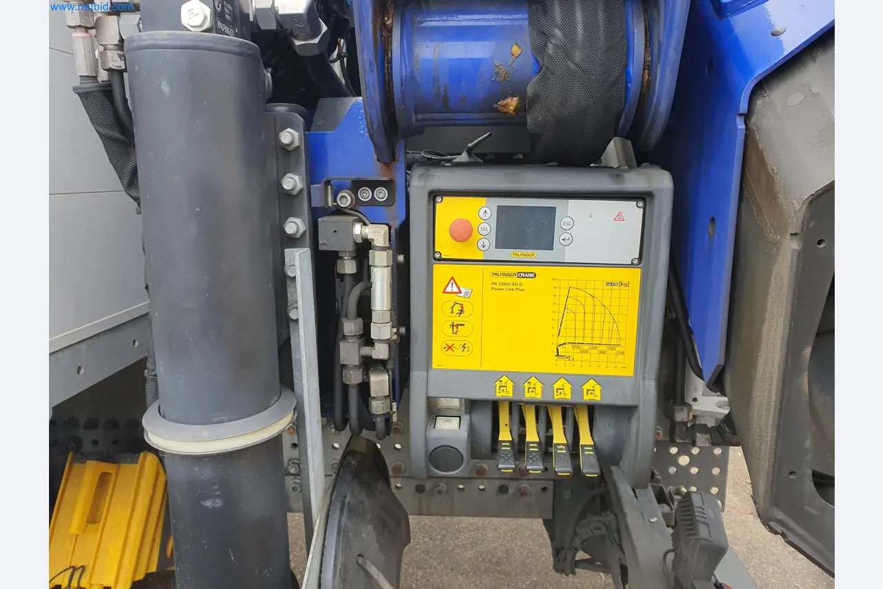 Stavební stroje, vozidla, bednicí materiál a příslušenství z oblasti stavebnictví-19