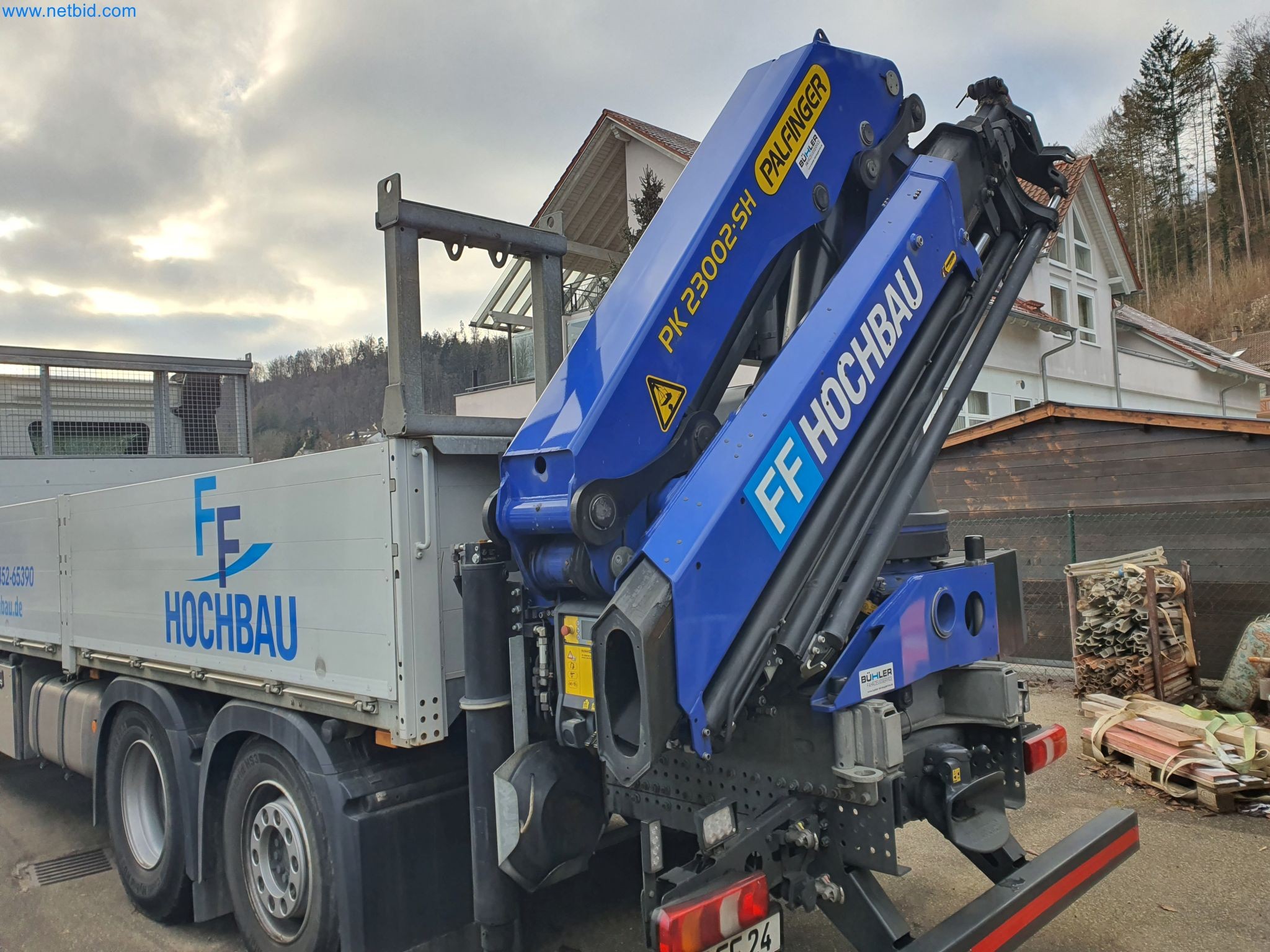 Stavební stroje, vozidla, bednicí materiál a příslušenství z oblasti stavebnictví-26