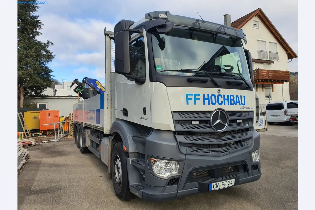 Stavební stroje, vozidla, bednicí materiál a příslušenství z oblasti stavebnictví-2