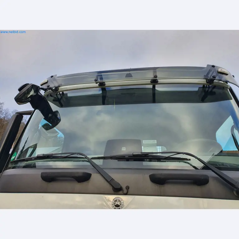 Stavební stroje, vozidla, bednicí materiál a příslušenství z oblasti stavebnictví-33