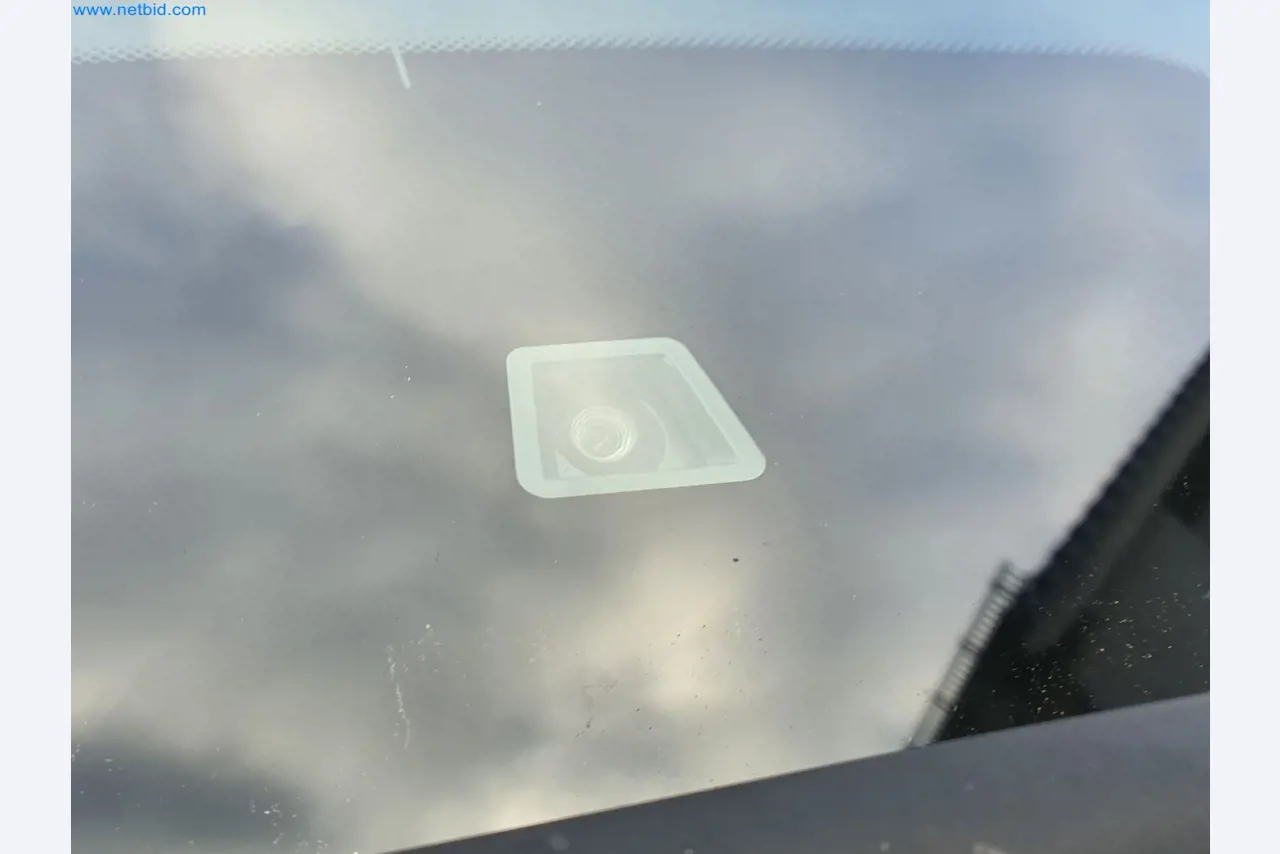 Stavební stroje, vozidla, bednicí materiál a příslušenství z oblasti stavebnictví-34