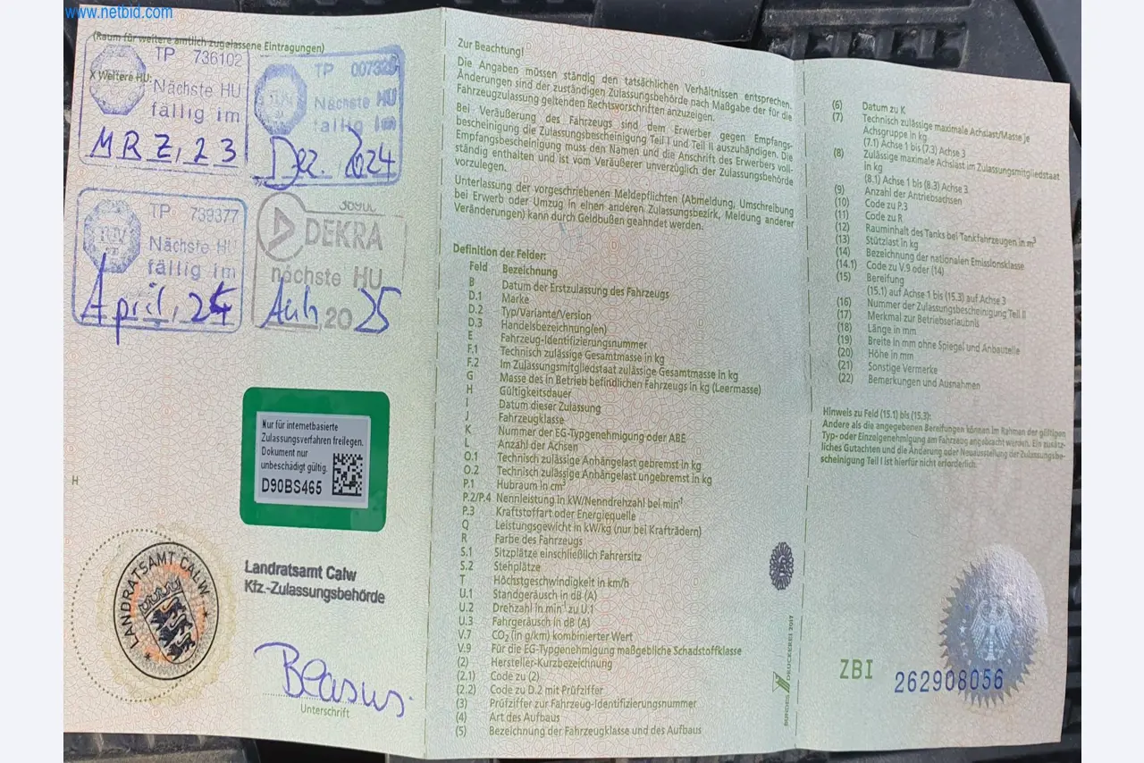 Stavební stroje, vozidla, bednicí materiál a příslušenství z oblasti stavebnictví-37