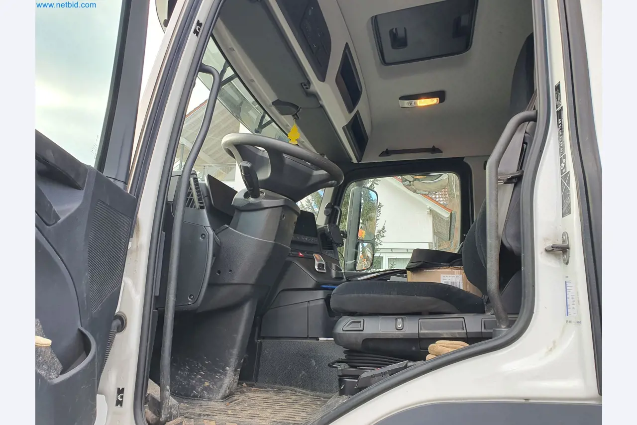 Stavební stroje, vozidla, bednicí materiál a příslušenství z oblasti stavebnictví-38