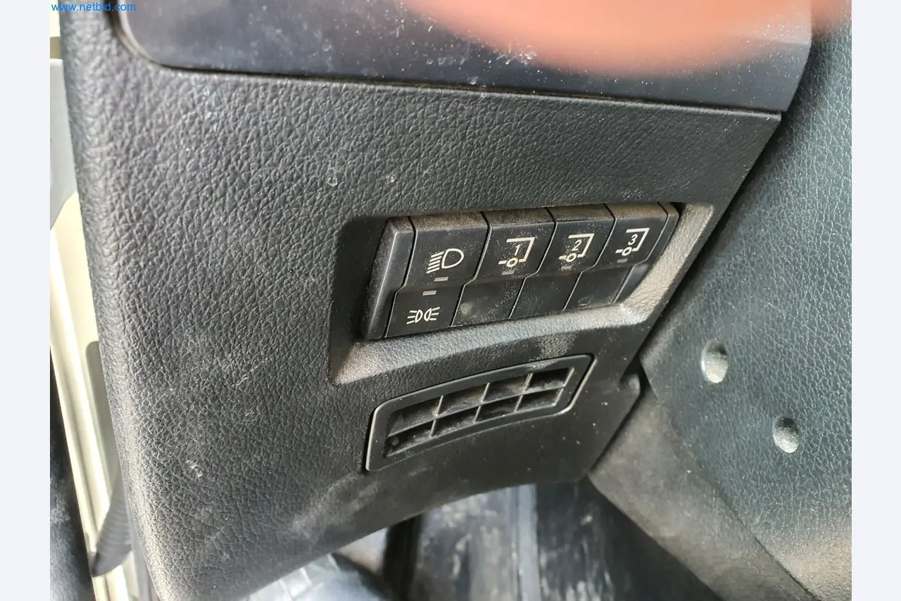 Stavební stroje, vozidla, bednicí materiál a příslušenství z oblasti stavebnictví-41