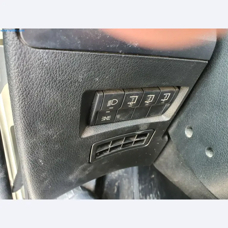 Stavební stroje, vozidla, bednicí materiál a příslušenství z oblasti stavebnictví-41