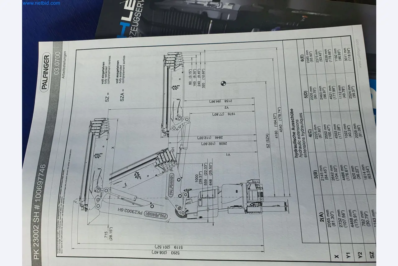 Stavební stroje, vozidla, bednicí materiál a příslušenství z oblasti stavebnictví-56