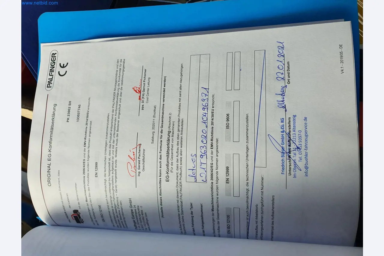 Stavební stroje, vozidla, bednicí materiál a příslušenství z oblasti stavebnictví-58