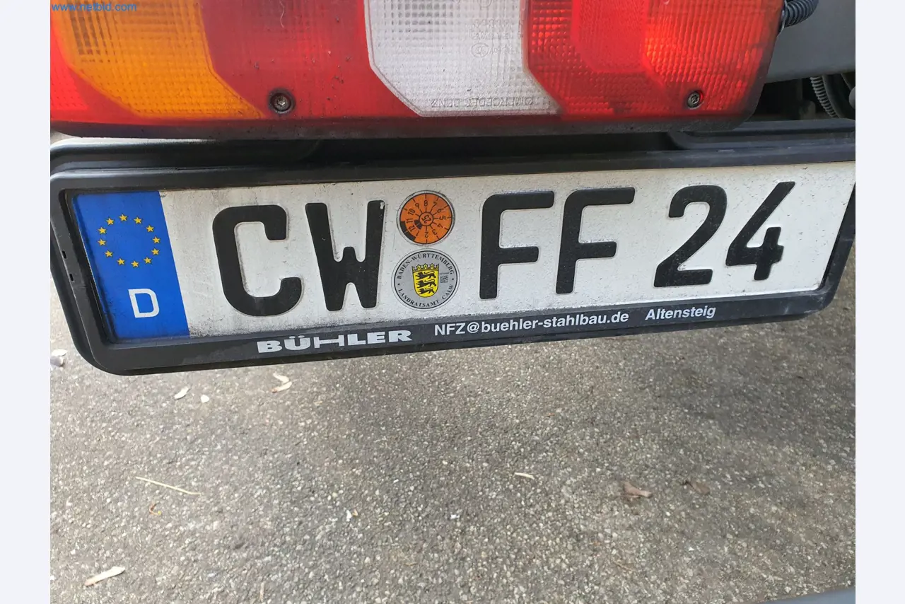 Stavební stroje, vozidla, bednicí materiál a příslušenství z oblasti stavebnictví-5