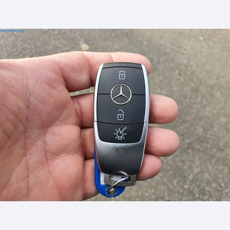 Stavební stroje, vozidla, bednicí materiál a příslušenství z oblasti stavebnictví-66