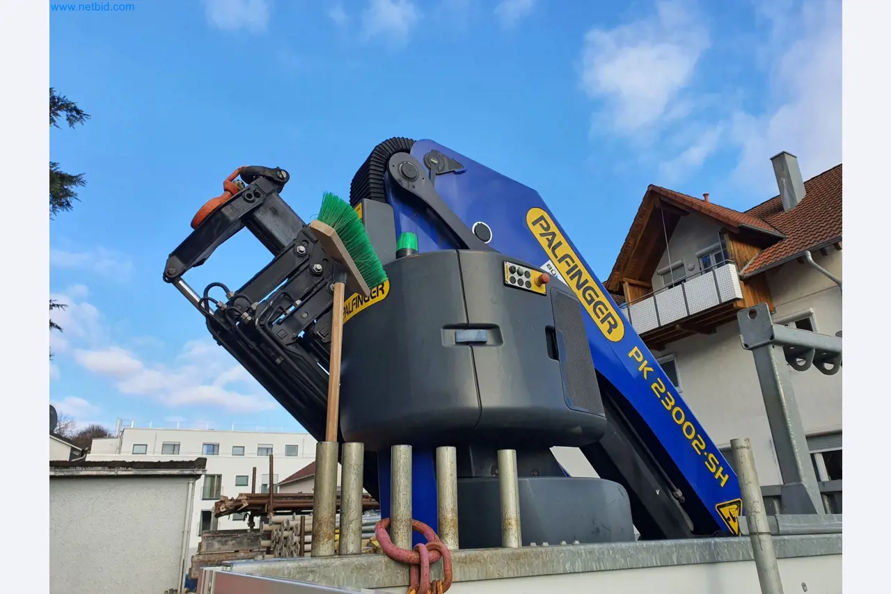 Stavební stroje, vozidla, bednicí materiál a příslušenství z oblasti stavebnictví-67