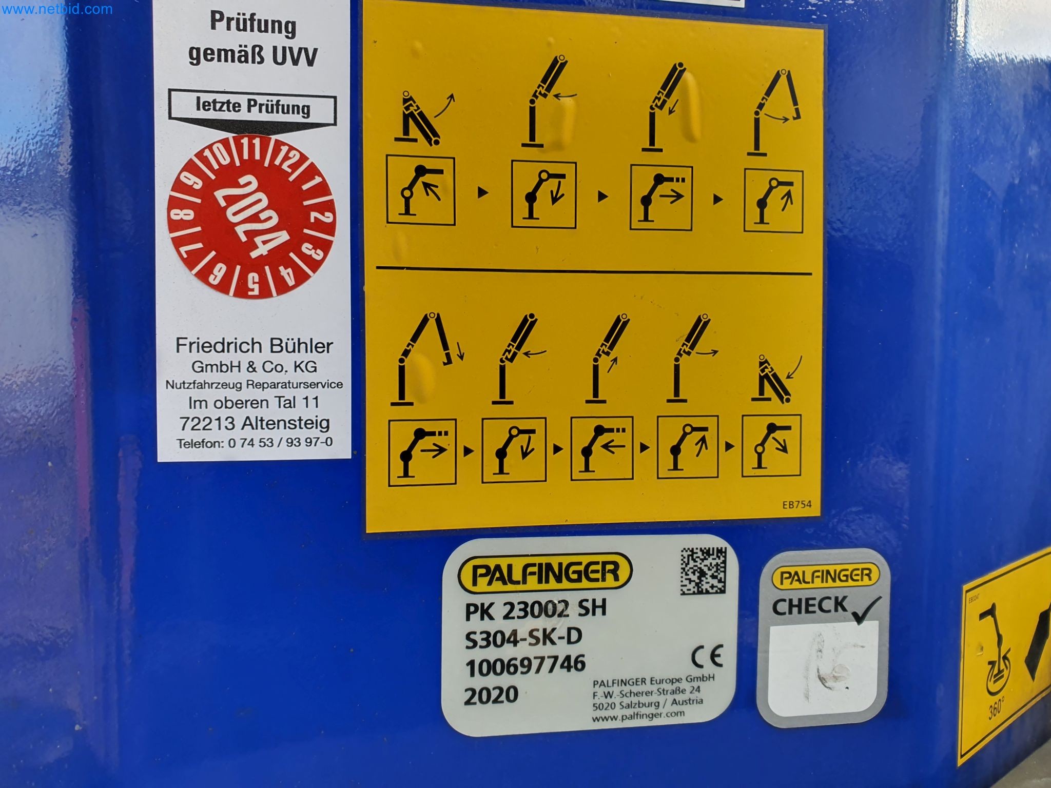 Stavební stroje, vozidla, bednicí materiál a příslušenství z oblasti stavebnictví-68