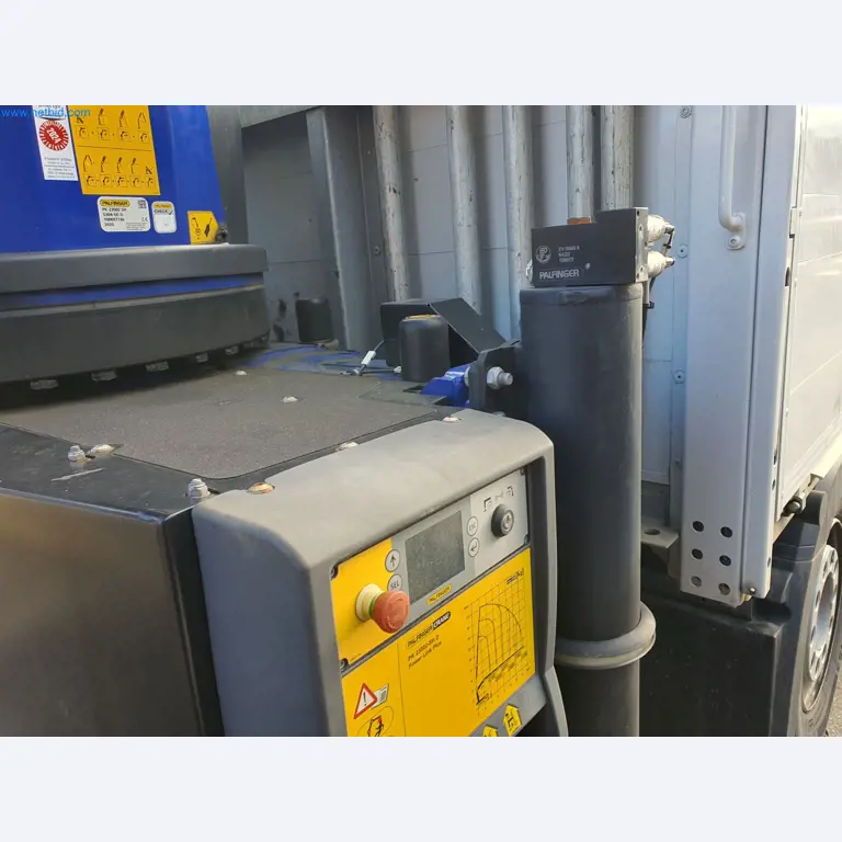 Stavební stroje, vozidla, bednicí materiál a příslušenství z oblasti stavebnictví-69