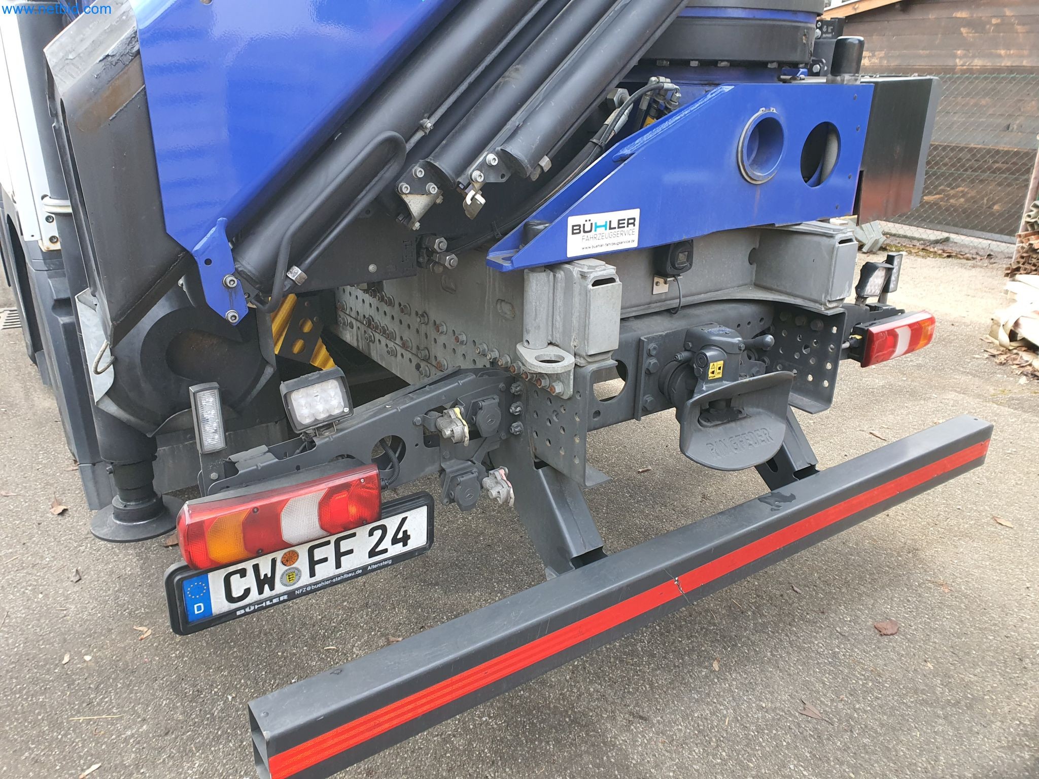 Stavební stroje, vozidla, bednicí materiál a příslušenství z oblasti stavebnictví-6