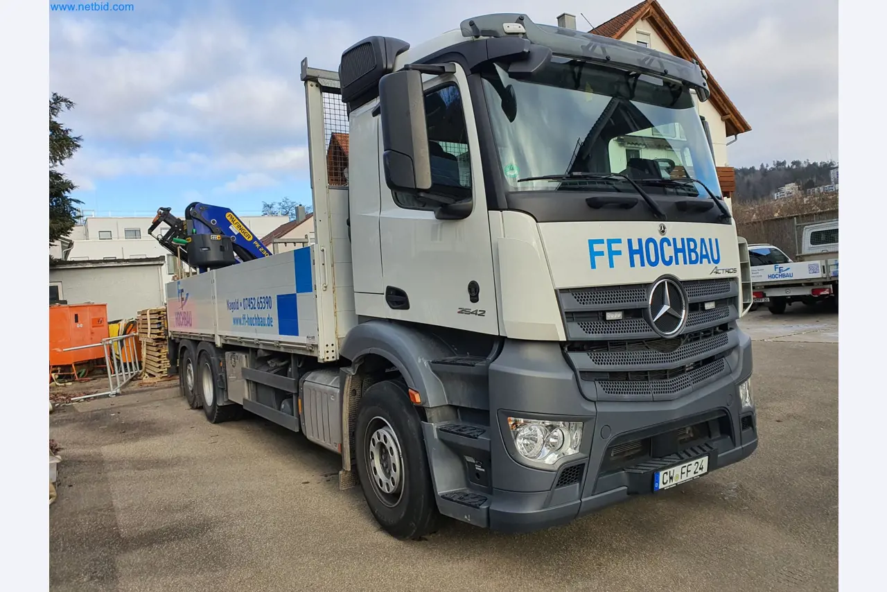 Stavební stroje, vozidla, bednicí materiál a příslušenství z oblasti stavebnictví-9