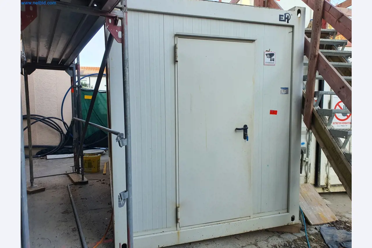 Baumaschinen, Fahrzeuge, Schalungsmaterial und Zubehör aus dem Bereich Hochbau-1