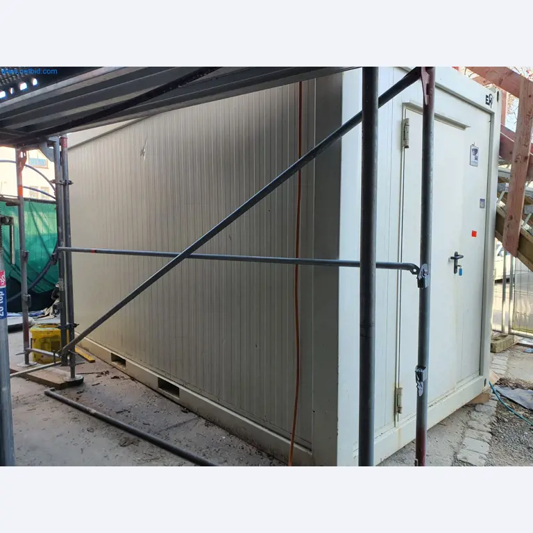 Baumaschinen, Fahrzeuge, Schalungsmaterial und Zubehör aus dem Bereich Hochbau-2