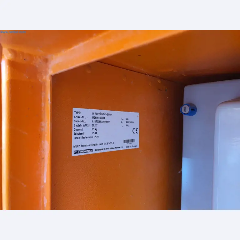 Stavební stroje, vozidla, bednicí materiál a příslušenství z oblasti stavebnictví-2