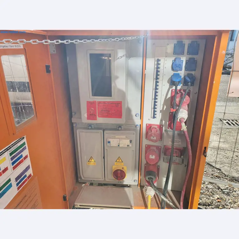 Stavební stroje, vozidla, bednicí materiál a příslušenství z oblasti stavebnictví-3