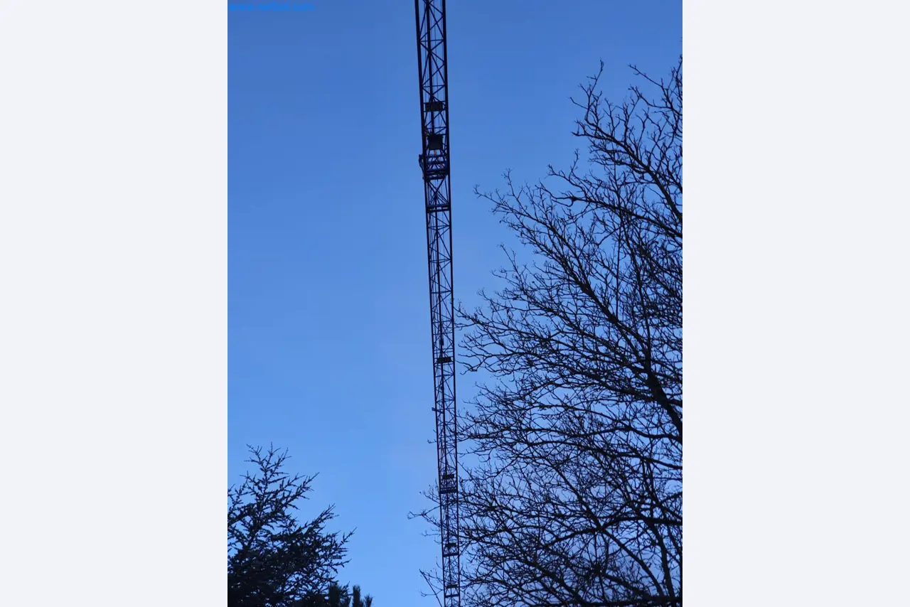 Baumaschinen, Fahrzeuge, Schalungsmaterial und Zubehör aus dem Bereich Hochbau-11