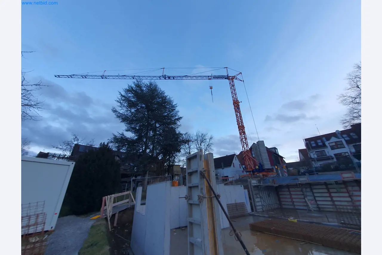 Baumaschinen, Fahrzeuge, Schalungsmaterial und Zubehör aus dem Bereich Hochbau-12
