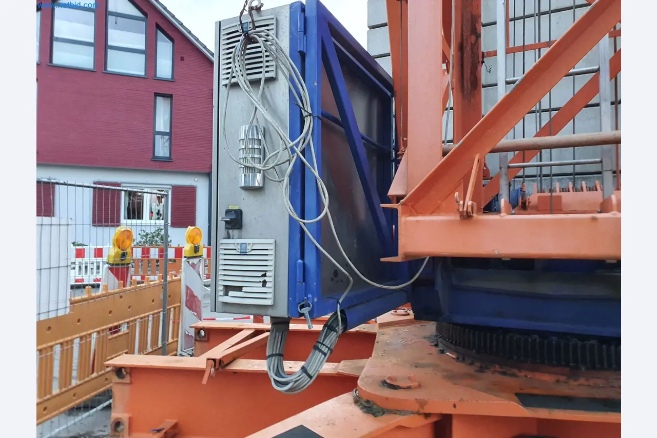 Baumaschinen, Fahrzeuge, Schalungsmaterial und Zubehör aus dem Bereich Hochbau-15