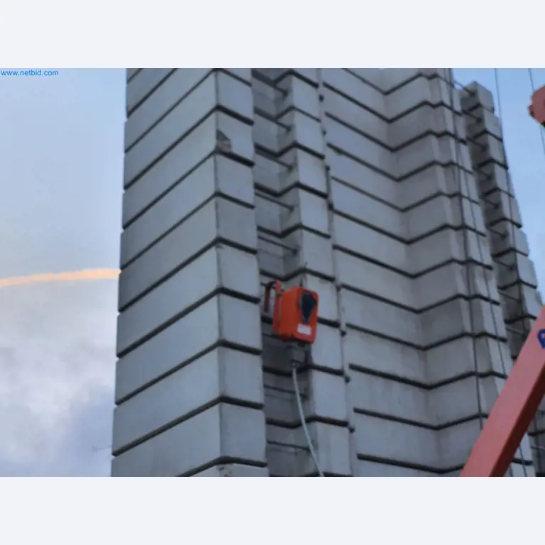 Baumaschinen, Fahrzeuge, Schalungsmaterial und Zubehör aus dem Bereich Hochbau-17