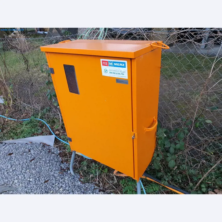 Stavební stroje, vozidla, bednicí materiál a příslušenství z oblasti stavebnictví-1