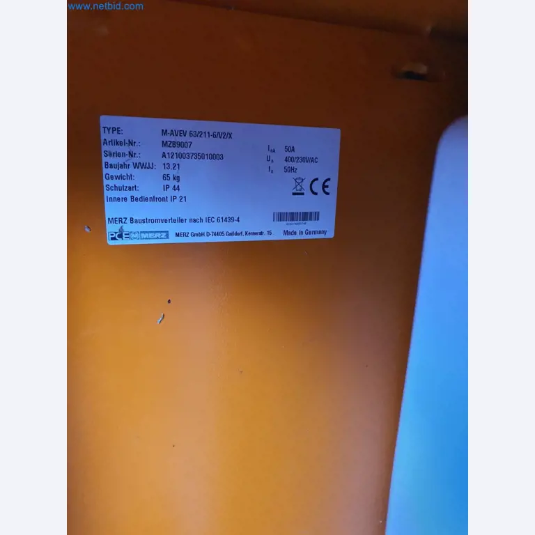 Stavební stroje, vozidla, bednicí materiál a příslušenství z oblasti stavebnictví-2