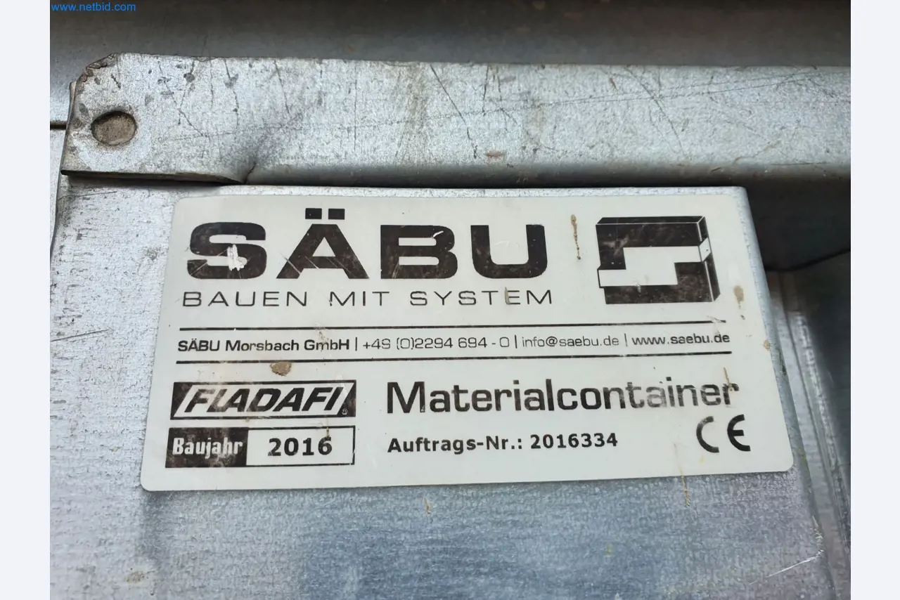 Stavební stroje, vozidla, bednicí materiál a příslušenství z oblasti stavebnictví-2