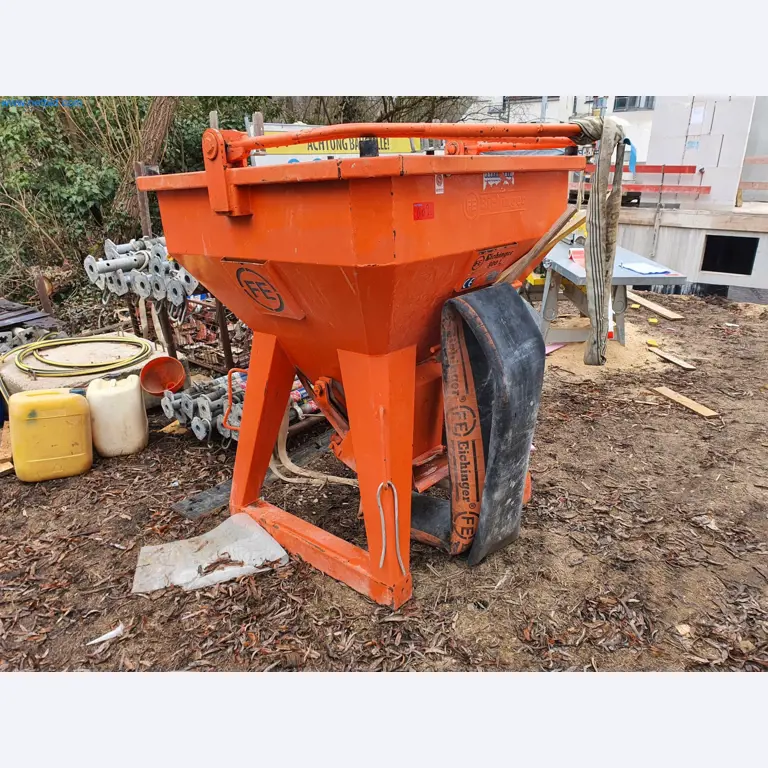 Baumaschinen, Fahrzeuge, Schalungsmaterial und Zubehör aus dem Bereich Hochbau-1