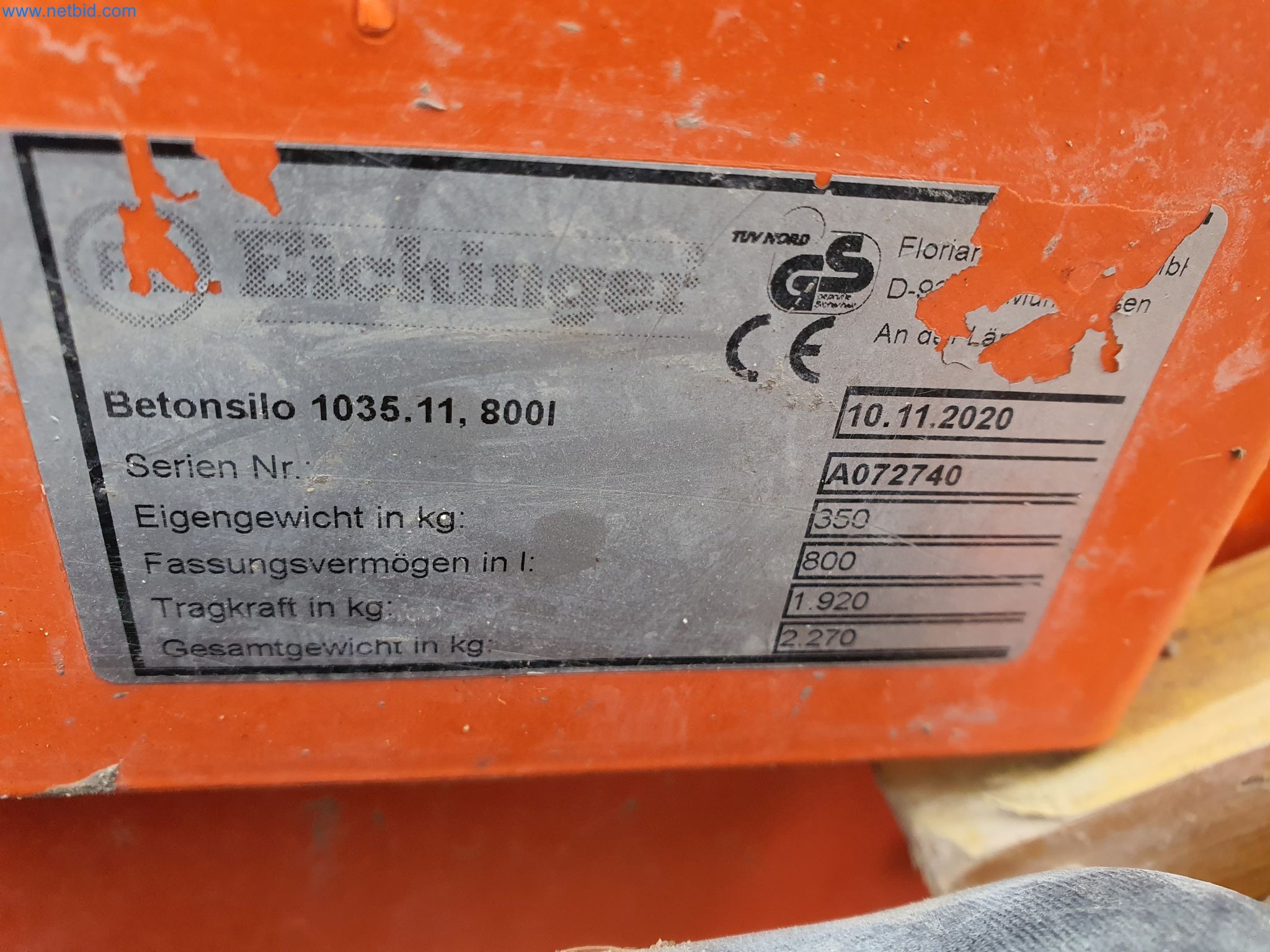 Baumaschinen, Fahrzeuge, Schalungsmaterial und Zubehör aus dem Bereich Hochbau-2