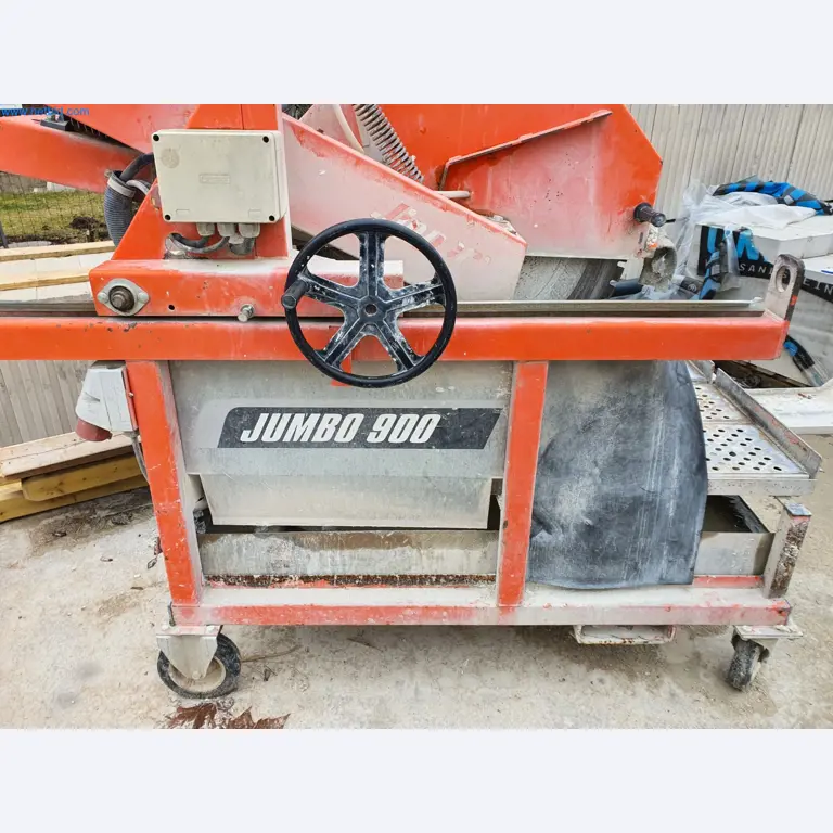 Baumaschinen, Fahrzeuge, Schalungsmaterial und Zubehör aus dem Bereich Hochbau-4