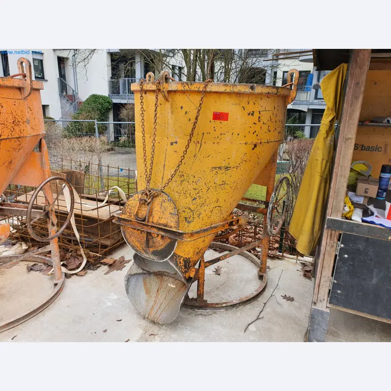 Baumaschinen, Fahrzeuge, Schalungsmaterial und Zubehör aus dem Bereich Hochbau-1