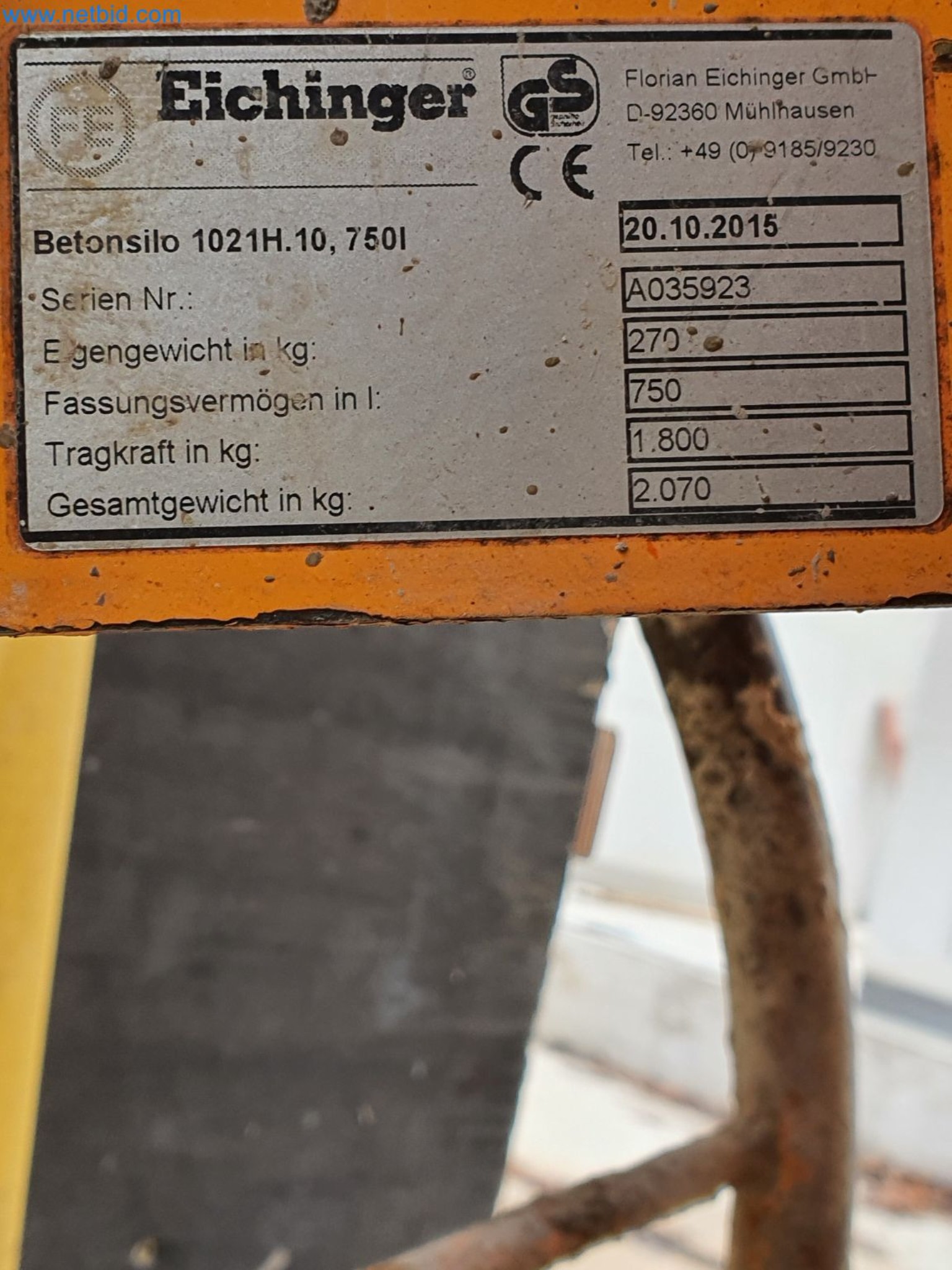 Baumaschinen, Fahrzeuge, Schalungsmaterial und Zubehör aus dem Bereich Hochbau-2