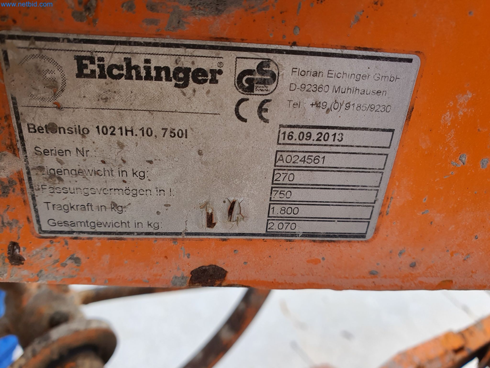 Baumaschinen, Fahrzeuge, Schalungsmaterial und Zubehör aus dem Bereich Hochbau-2