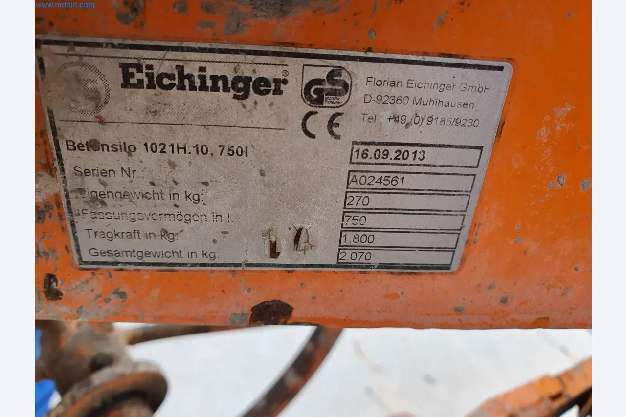 Baumaschinen, Fahrzeuge, Schalungsmaterial und Zubehör aus dem Bereich Hochbau-2